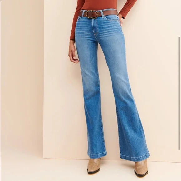 Paige Genevieve 1” Hem Distressed Jeans 🫶 - Picture 6 of 16